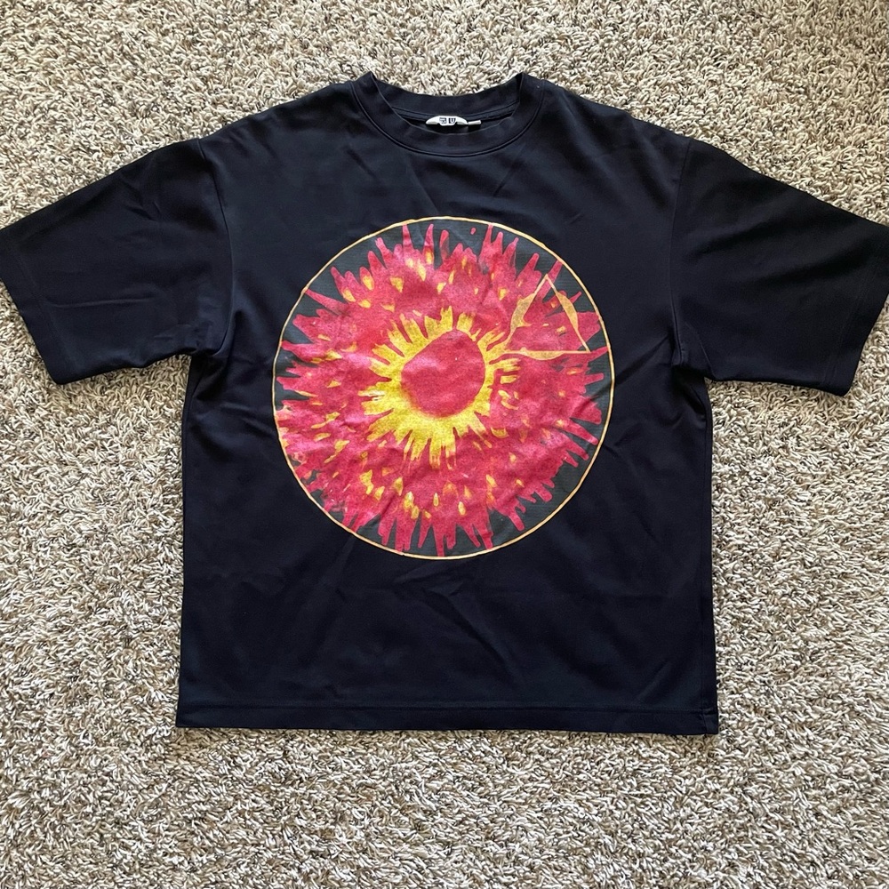 flwr tee
